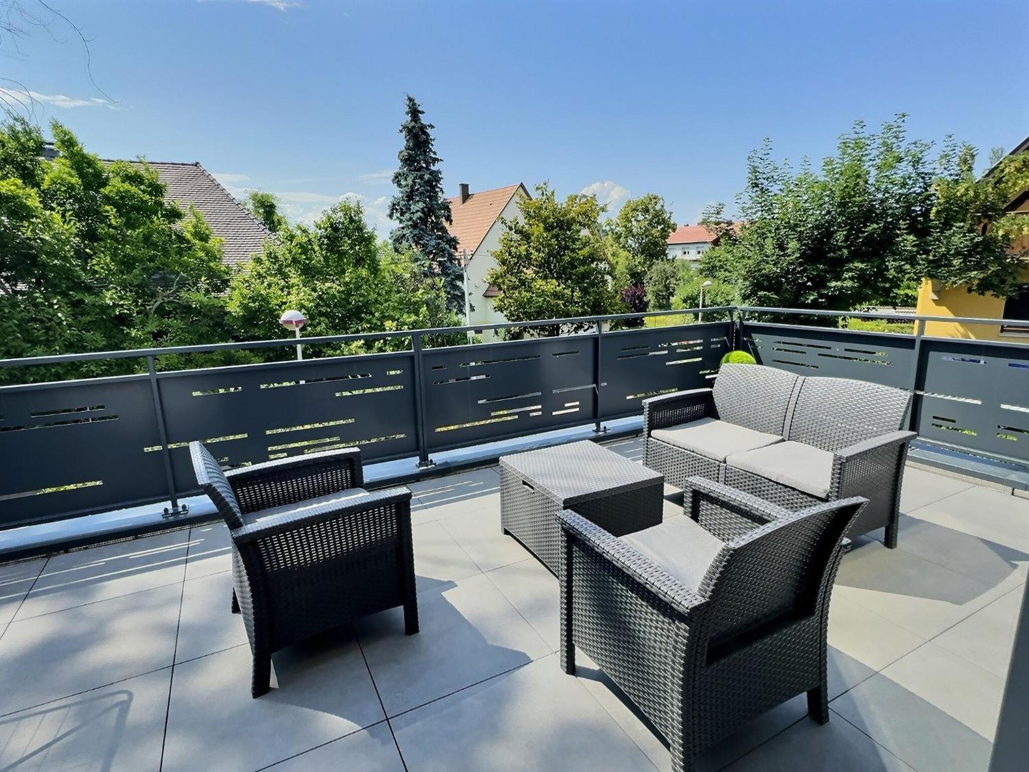 Appartement Alsace Neuf Garage, Parking Et Terrasse Colmar Esterno foto